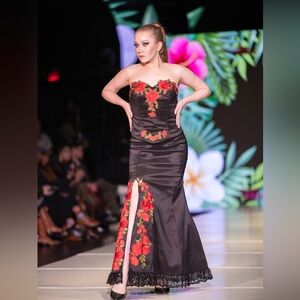 Elegant Black and Red Floral Strapless Dress